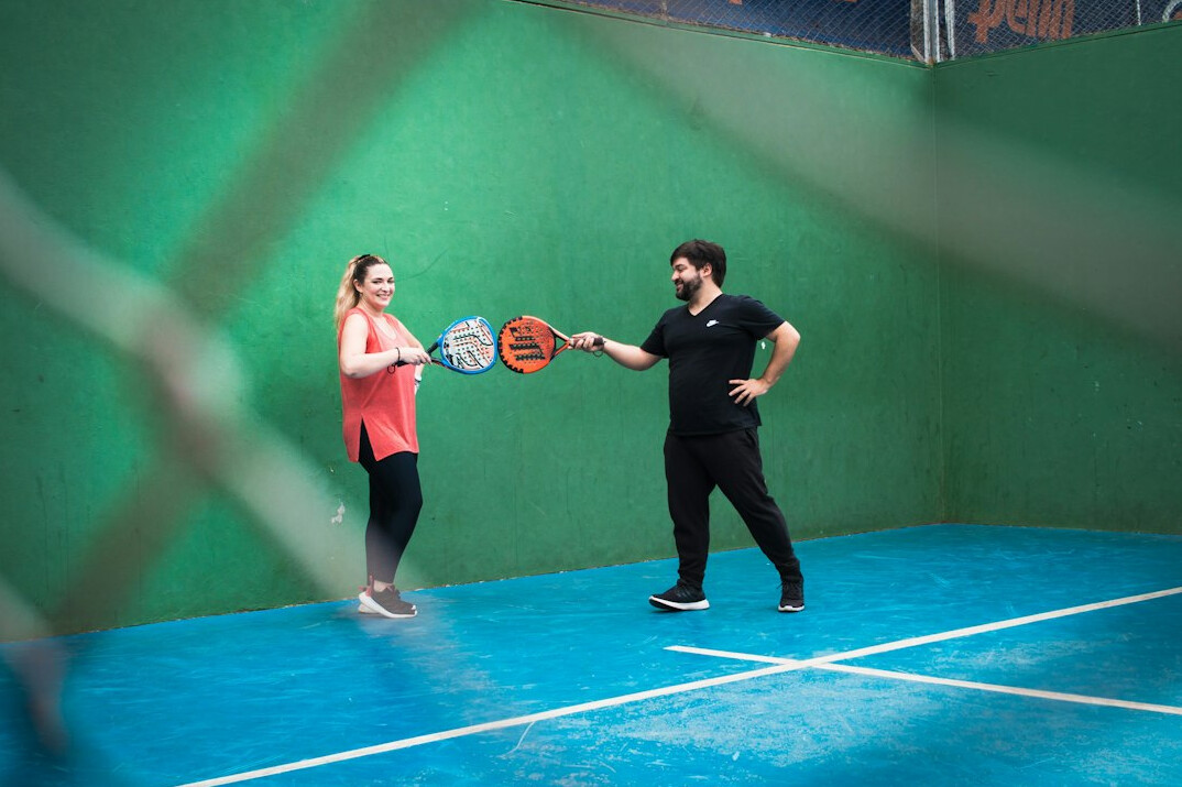 Trainer explaining dynamic camera movement to a trainee